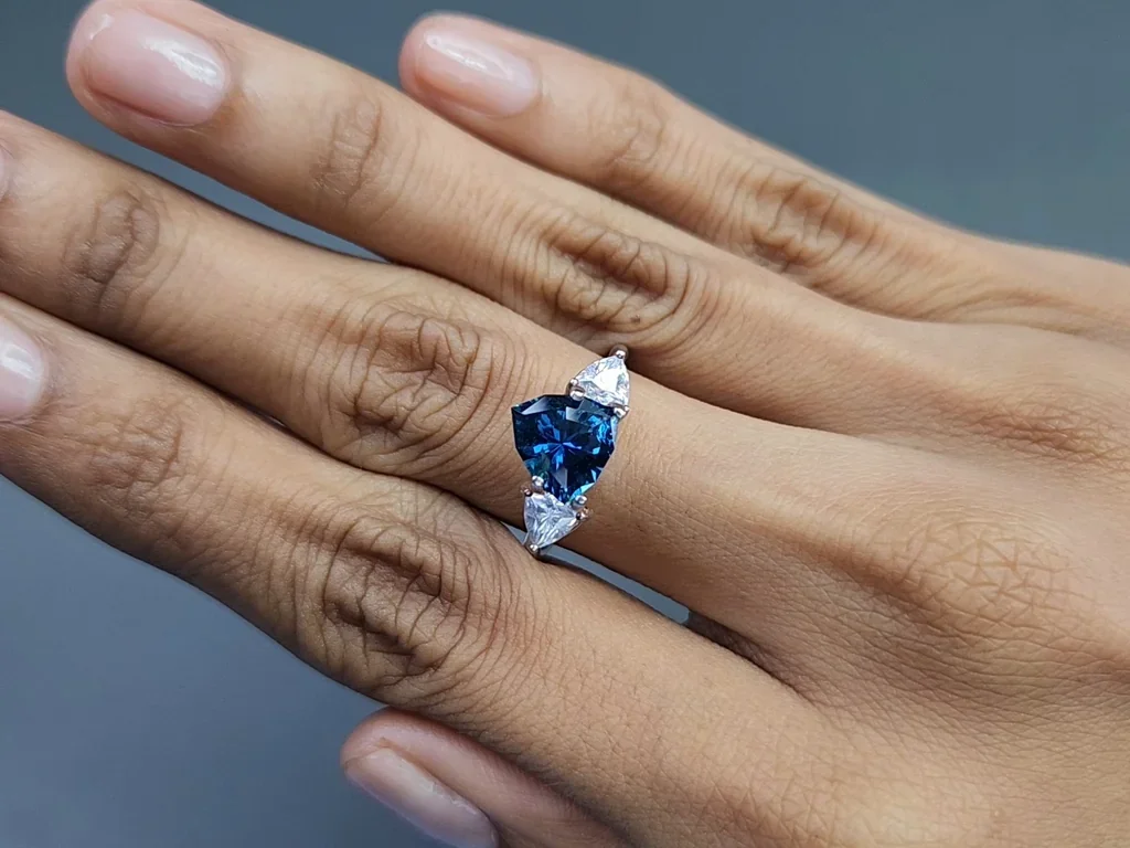 Tourmaline indicolite trillion cut 1.55 carats, Namibia Image №5