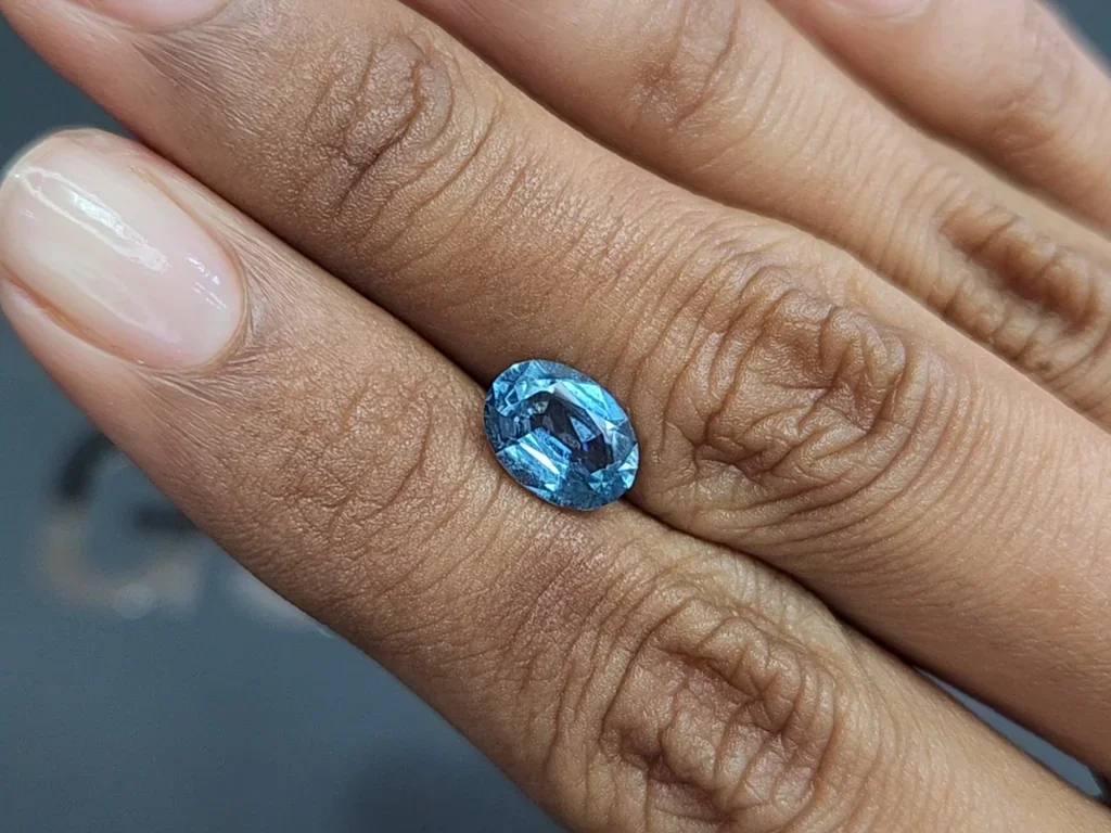 Santa Maria aquamarin im ovalschliff 1,71 karats, Madagaskar Image №2