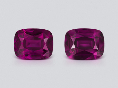 Pair of rhodolite garnets  cushion cut 5.55 carats, Africa photo