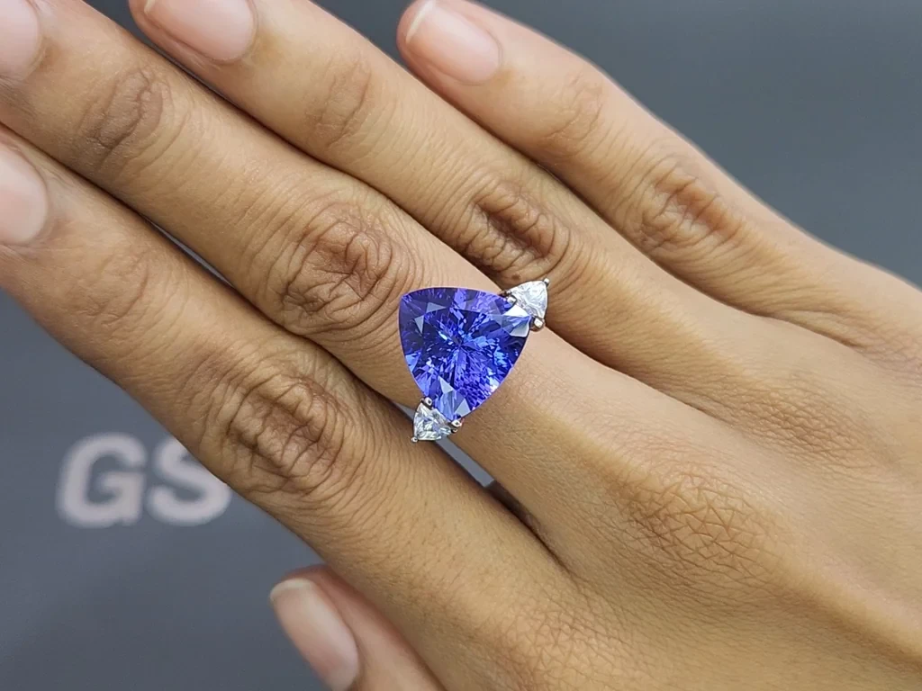 Tanzanita de 7,44 quilates con talla trillón, Tanzania Image №5