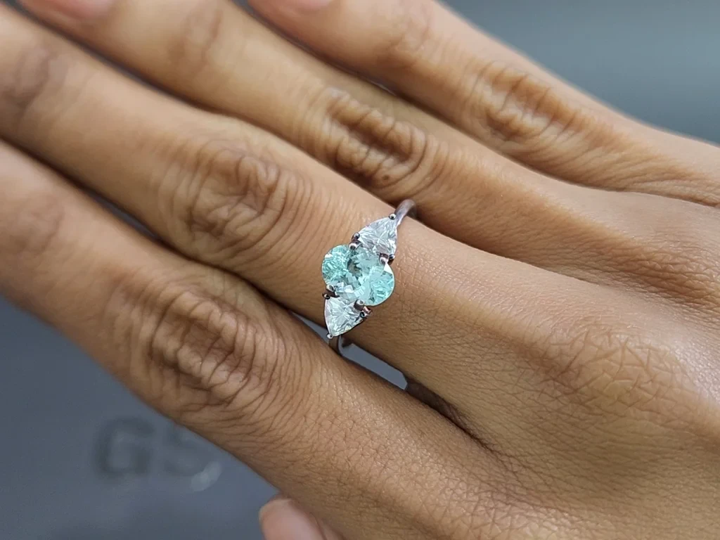Diamant Paraiba vert néon, taille ovale, 1,16 carat, Mozambique Image №5