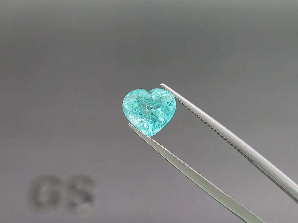 Neongrünlich-blauer, herzförmig geschliffener Paraiba-turmalin 2,61 karat, Mosambik Image №3