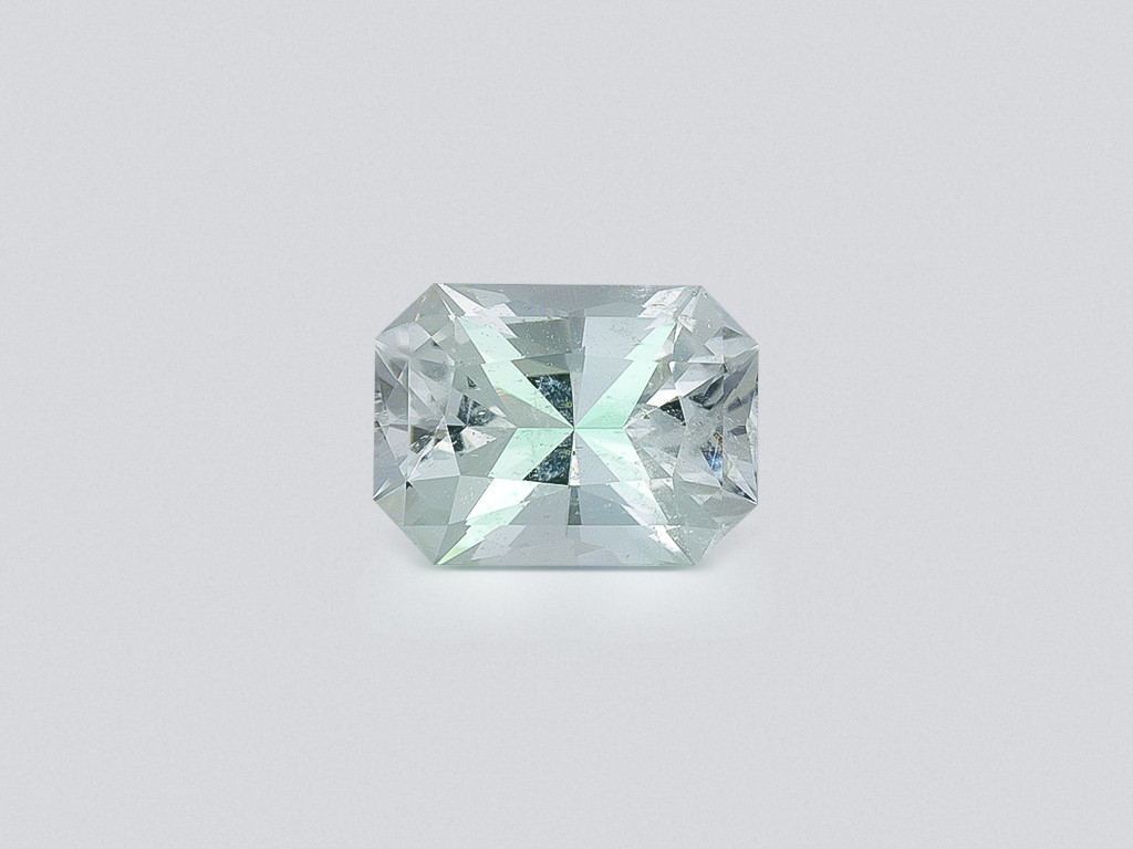 Kunzite light green radiant cut 5.62 carats, Pakistan Image №1