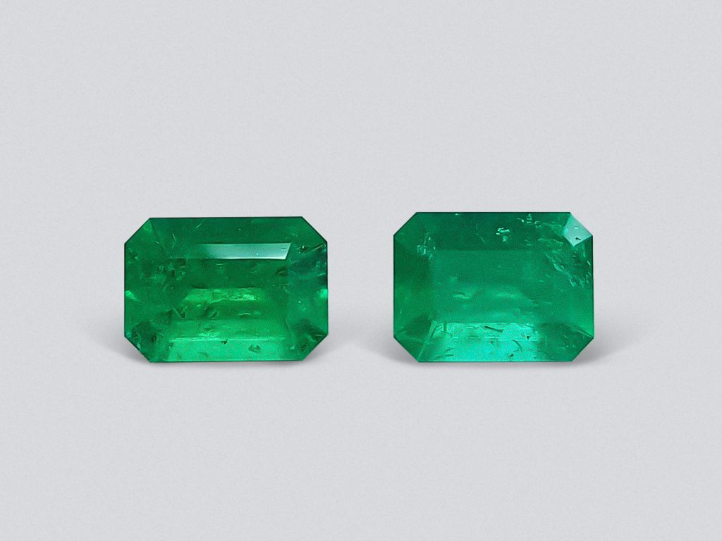 Pair of Colombian emeralds 3.36 ct, Vivid Green Image №1