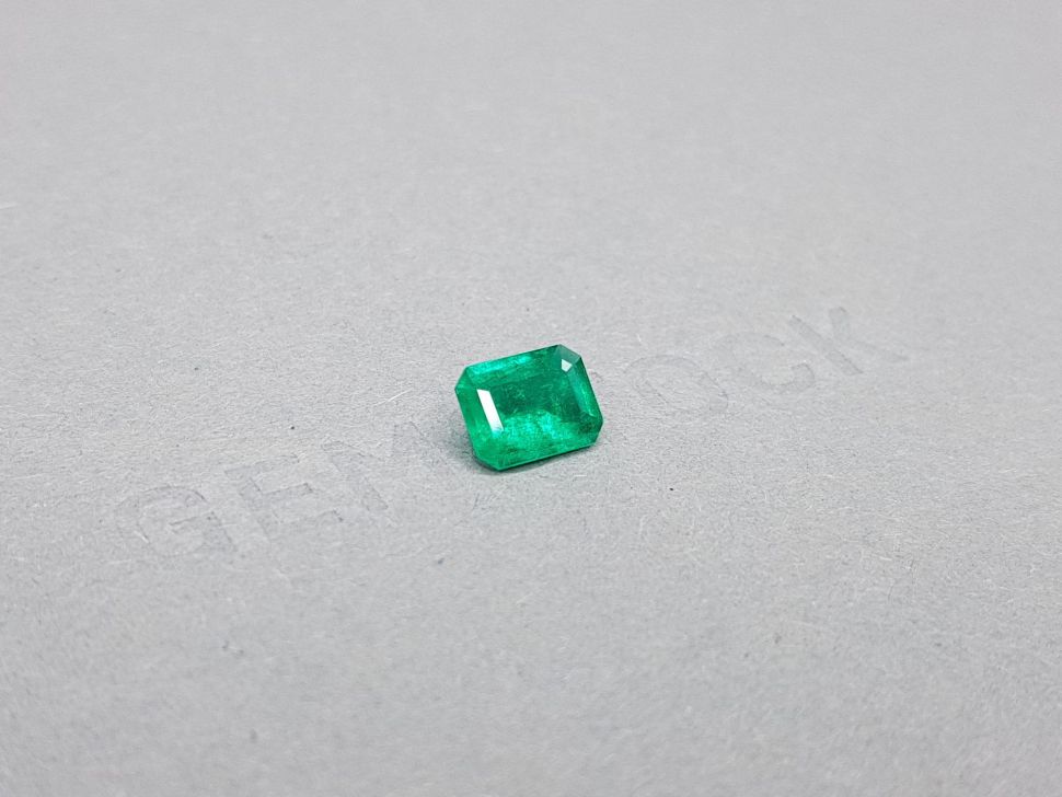 Vivid Green emerald 1.19 ct from Colombia  Image №2