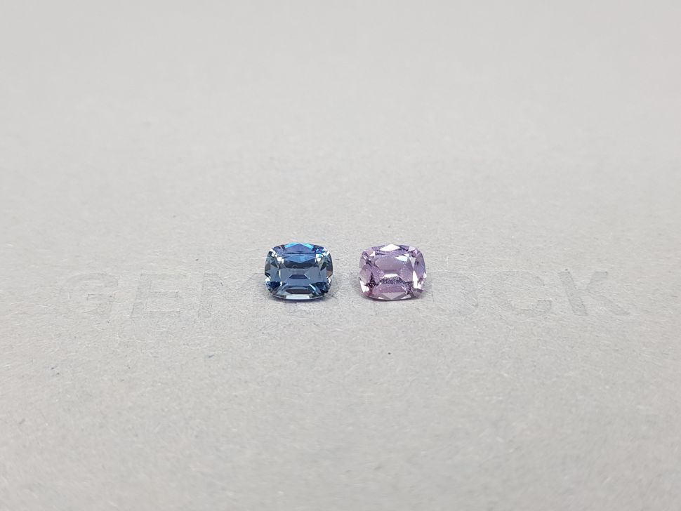 Contrasting pair of unheated lavender and blue sapphires 1.76 ct Image №1