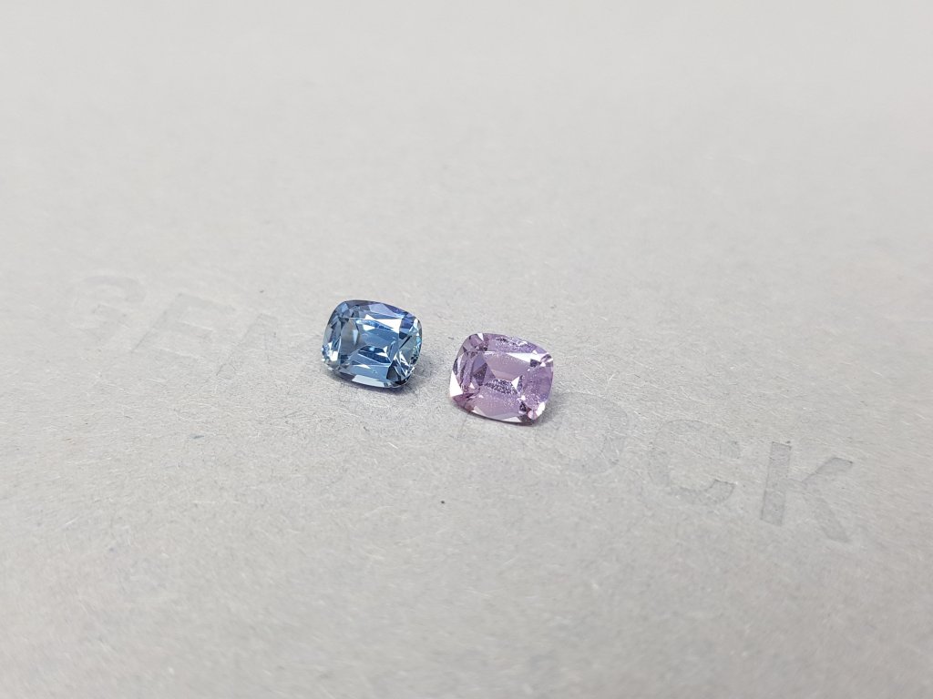 Contrasting pair of unheated lavender and blue sapphires 1.76 ct Image №2