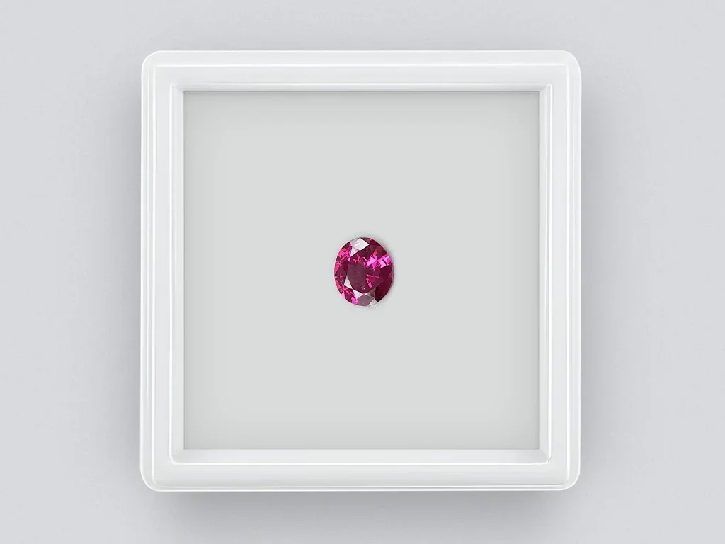 Grenat umbalite violet taille ovale 1,42 ct, Tanzanie Image №1