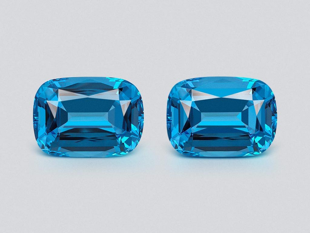 Par de grandes topacios azules brillantes (azul suizo) talla cojín 49,48 quilates, Brasil  Image №1