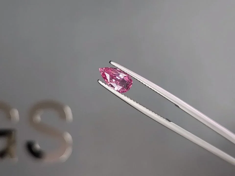 Spinelle rose Mahenge poire taillée 1,06 carats, Tanzanie Image №3