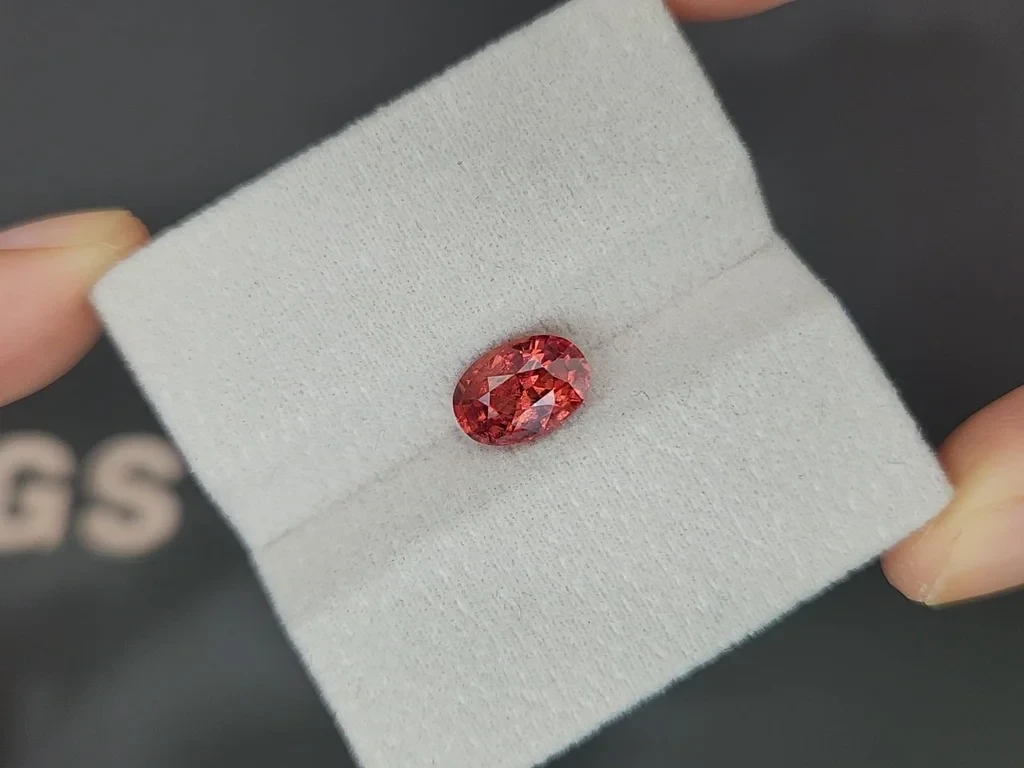 Saphir Padparadscha non chauffé, taille ovale 2,54 carats, Sri Lanka  Image №4