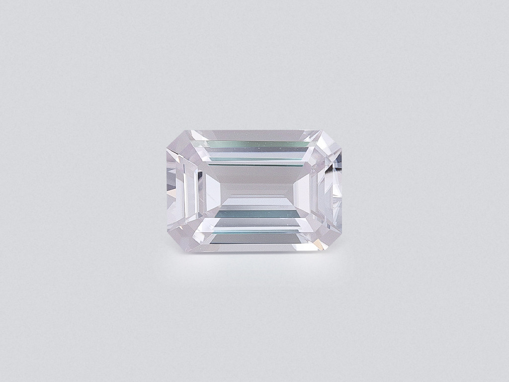 Kunzite light green octagon cut 5.45 carats, Pakistan Image №1
