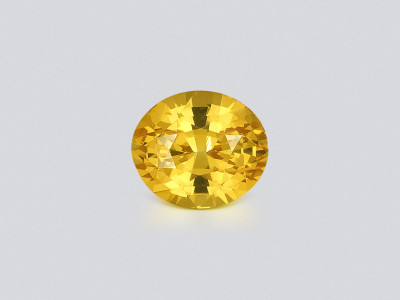 Sapphire Vivid Yellow oval cut 1.61 carats, Sri Lanka photo