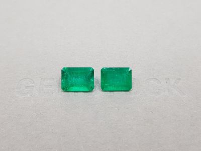 Bright pair of Colombian emeralds 3.94 ct photo