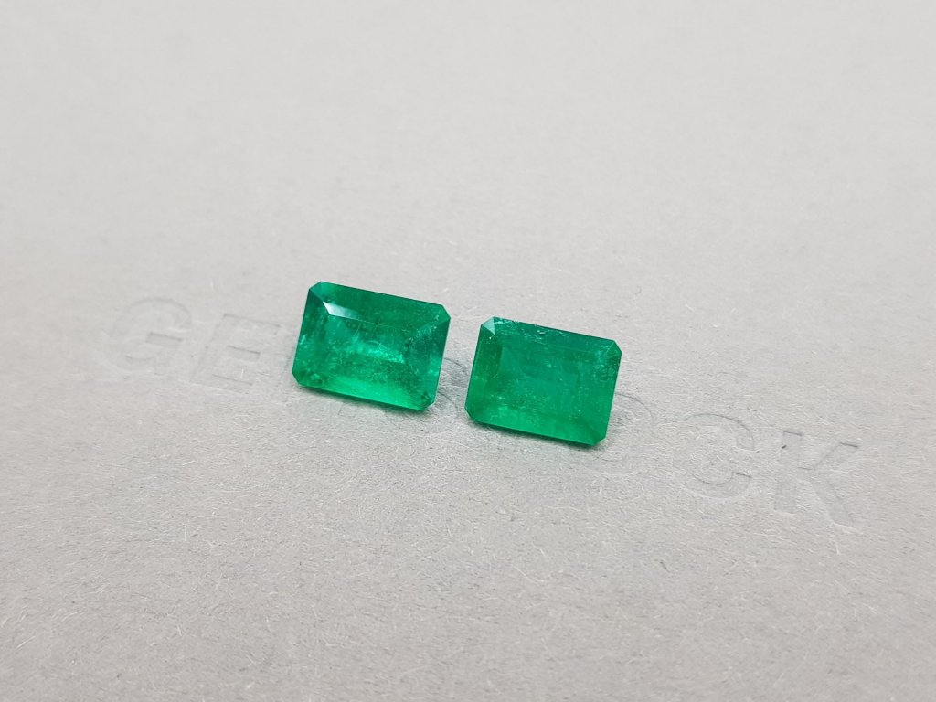Pair of Vivid Green emeralds 3.94 ct, Colombia Image №3