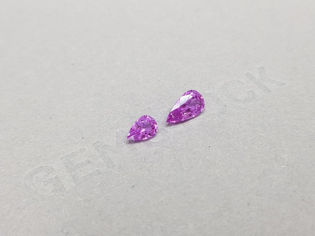 Bright asymmetrical pair of pear cut pink sapphires 1.31 ct Image №2