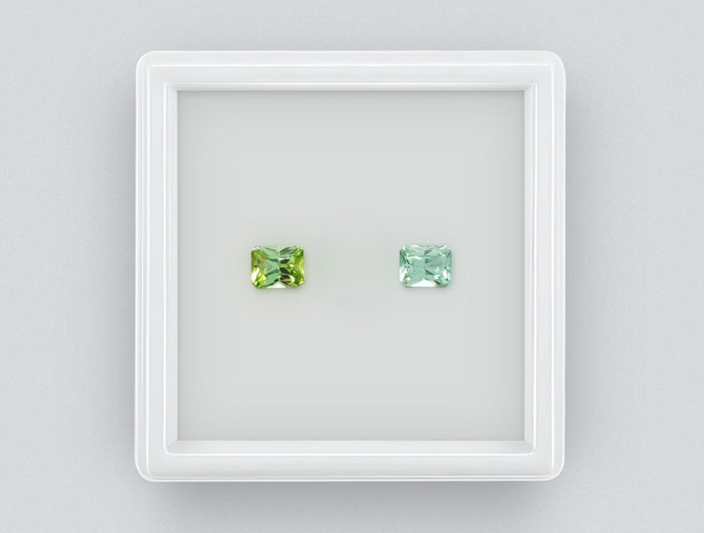 Ein Set aus im Radiantschliff geschliffenen Turmalinen, 1,01 Karat Image №1