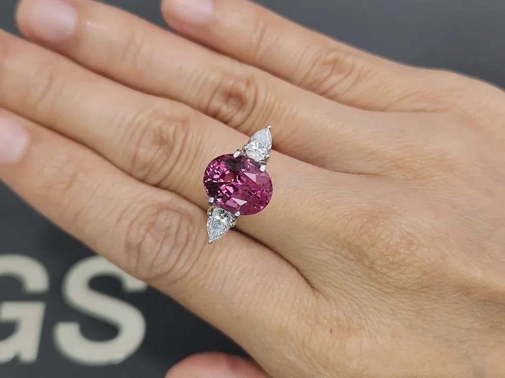 Spinelle violet taille ovale de 5,65 ct, Tanzanie Image №5