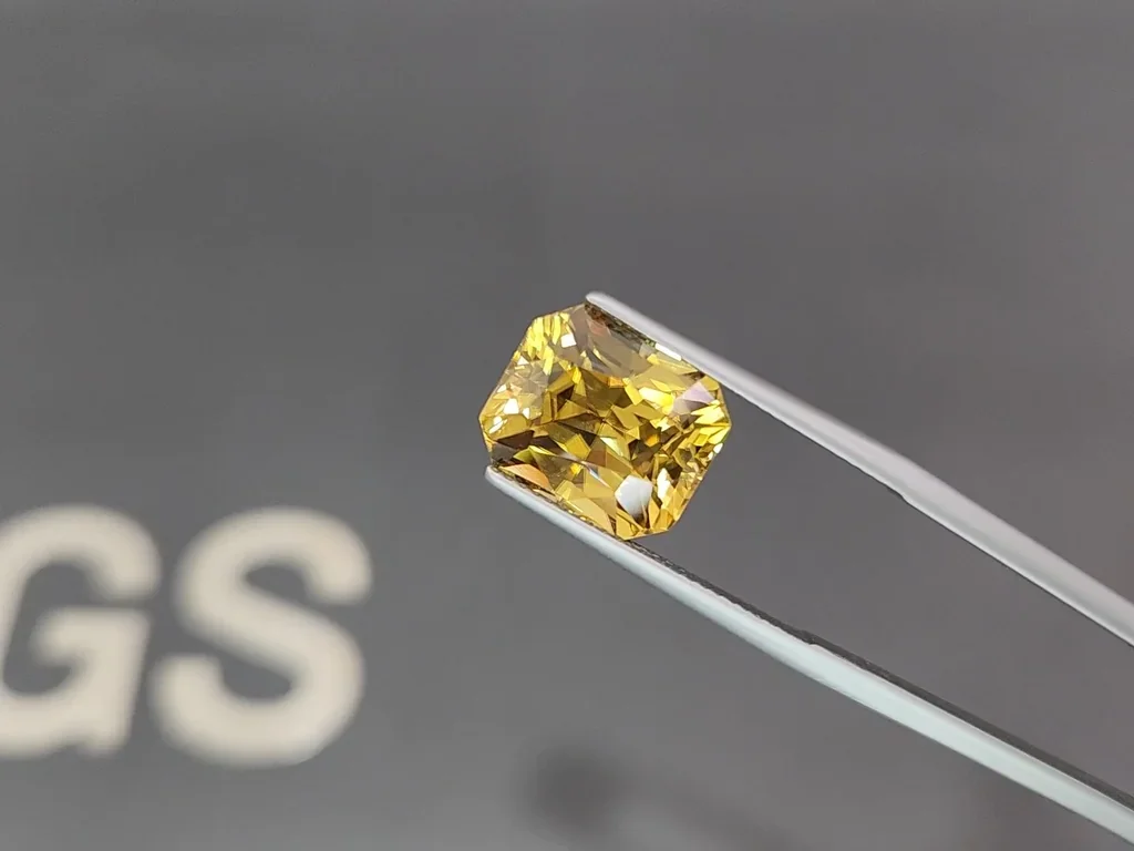 Yellow-brown zircon in radiant cut 12.24 carats, Sri Lanka Image №3
