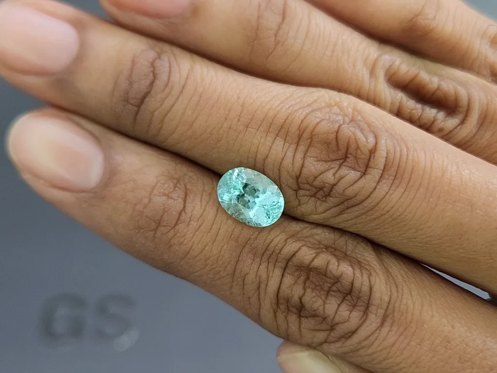 Paraiba Verde Neón corte ovalado 2,28 quilates, Mozambique Image №2