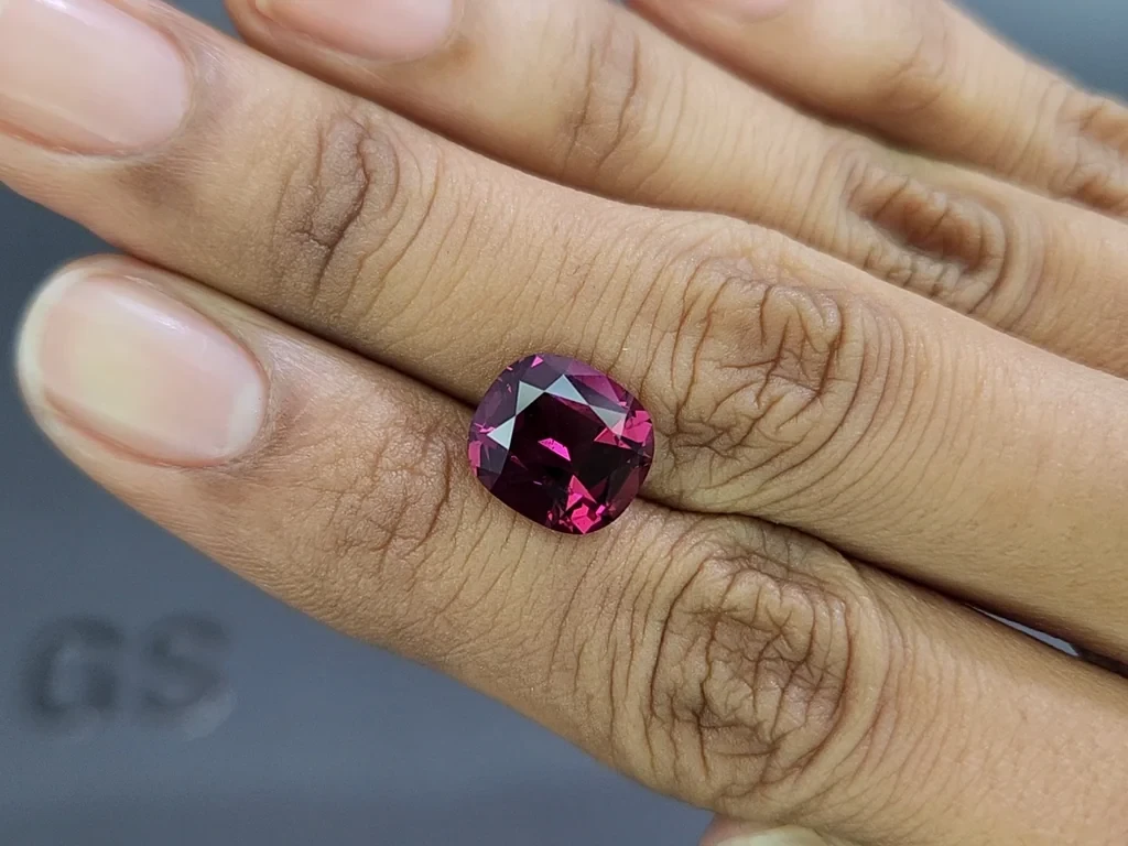 Rhodolith-granat kissenförmiger 5,76 karat, Tanzania Image №1