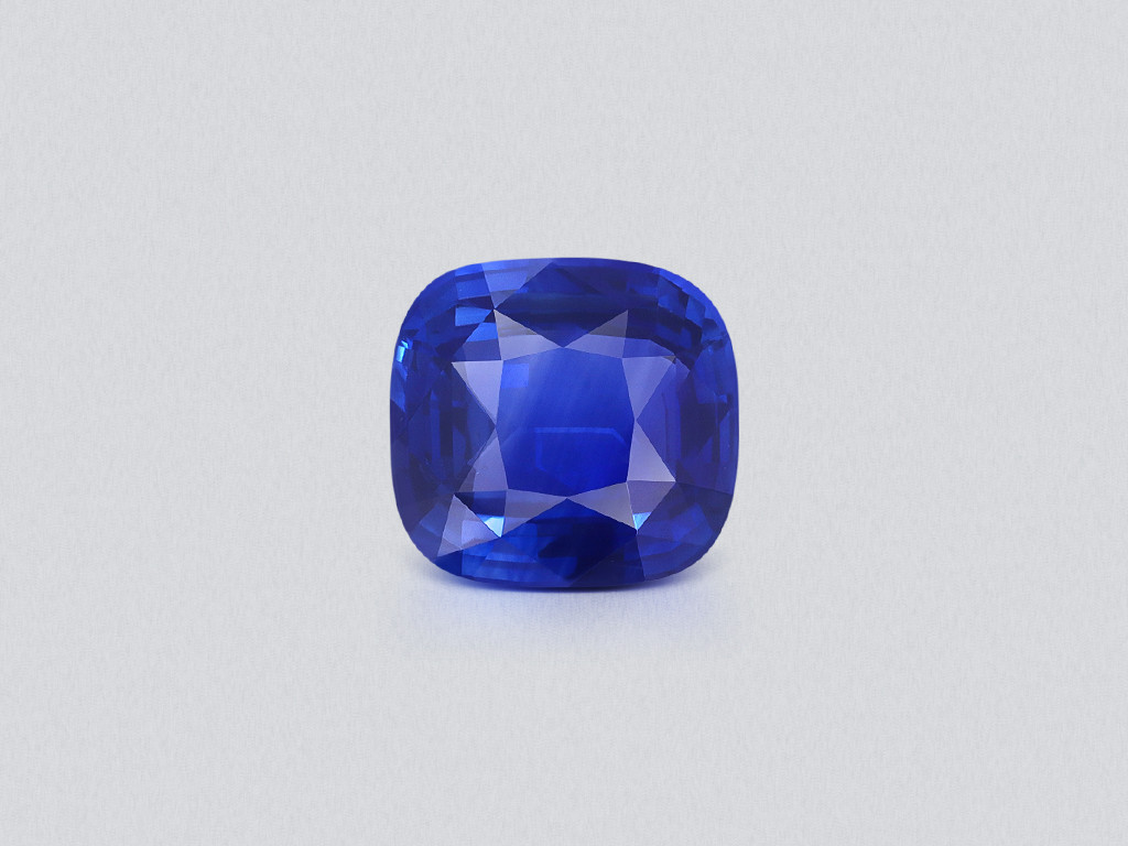 Lot #3. Royal Blue sapphire in cushion cut 4.02 carats, Sri Lanka Image №1