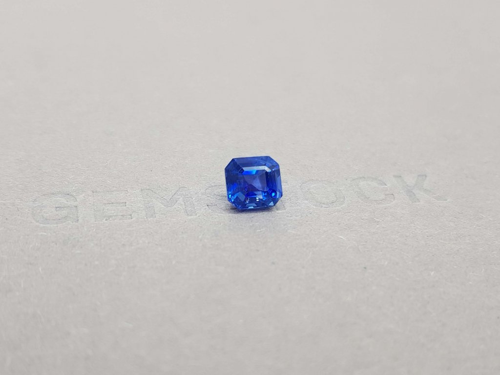 Bright sapphire 2.14 ct octagon cut, Sri Lanka Image №2