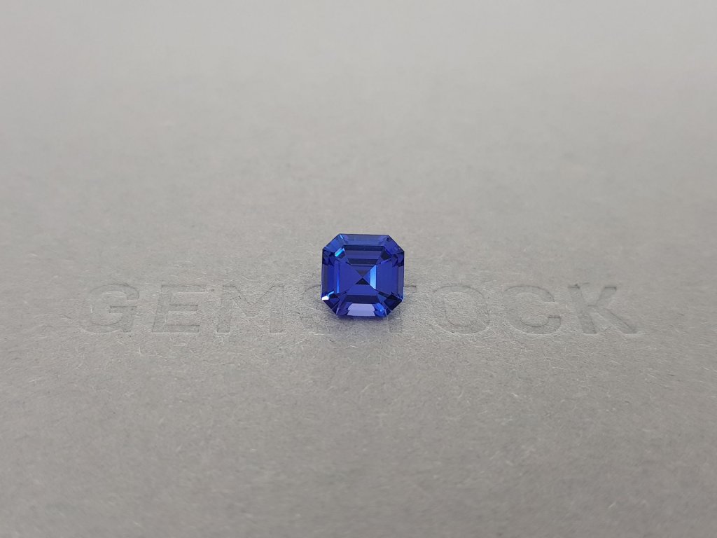 Vivid blue natural tanzanite in octagon cut 2.24 ct, Tanzania Image №1