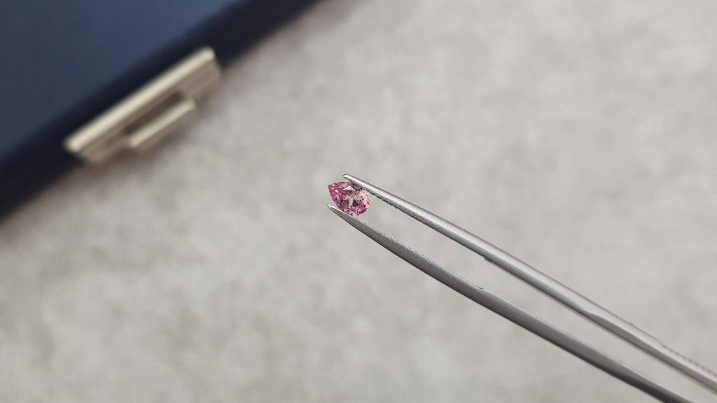 Pamir pink spinel in pear cut 0.33 ct Image №3