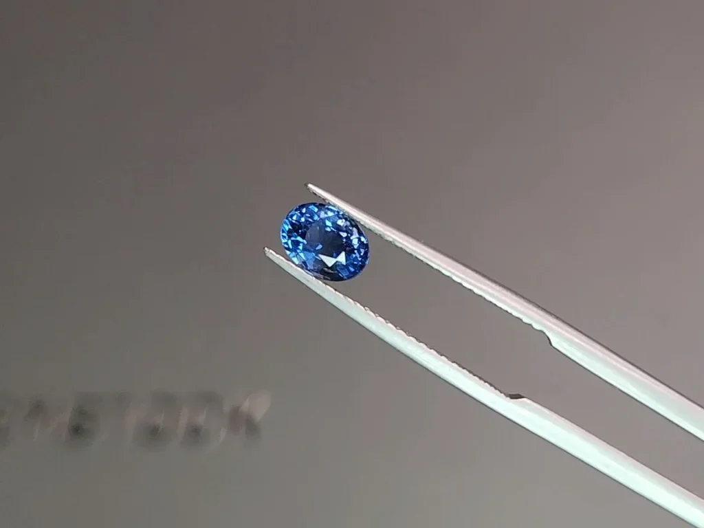 Intense blue cobalt spinel in oval cut 1.08 carats, Tanzania Image №3