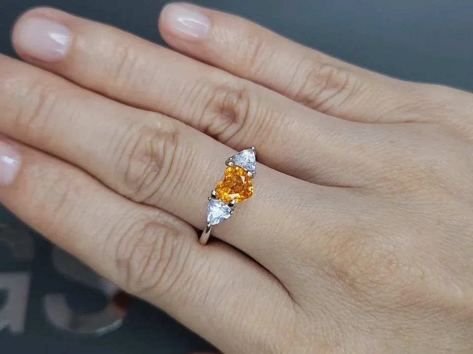 Grenat spessartine taille coeur 1,41 carats, Tanzanie Image №5