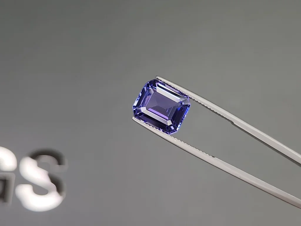 Tanzanite in asscher cut 7.73 carats, Tanzania Image №3