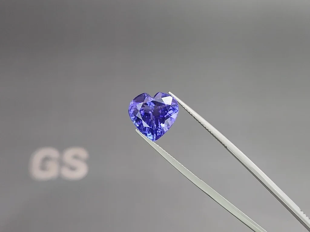 Tanzanite heart shape 7.38 carats, Tanzania Image №3