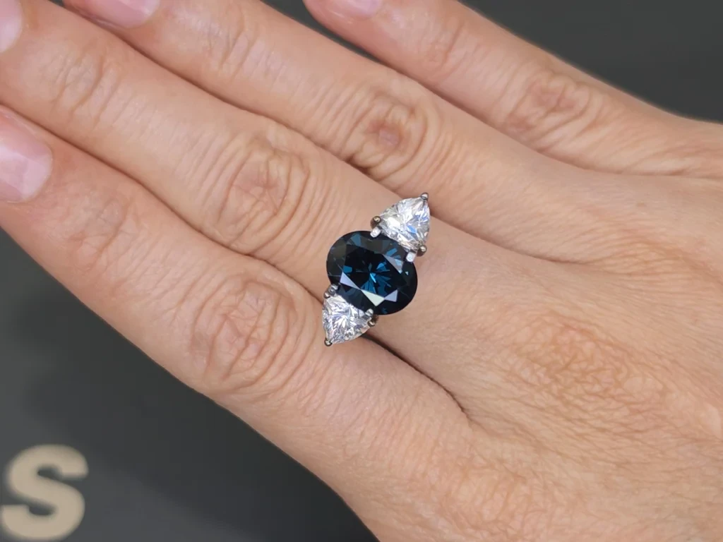 Blue spinel oval cut 3.38 carats, Tanzania Image №5