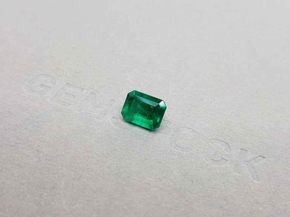 Muzo Green emerald octagon cut 1.57 ct, Colombia Image №3