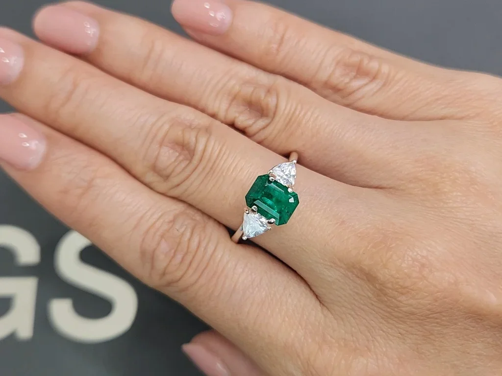 Emeraude Muzo Green Octagon 1,57 ct, Colombie Image №5