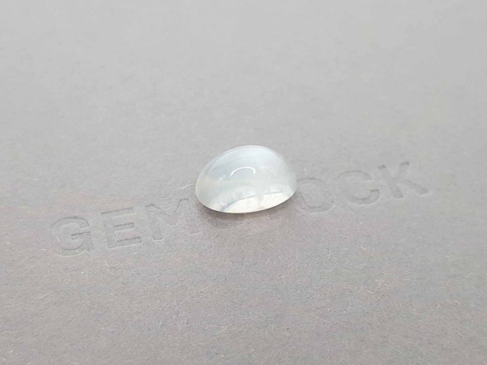 Moonstone from Burma in cabochon cut 6.66 ct Image №2