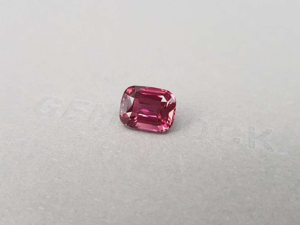 Intense pink cushion cut rubellite 5.03 carats, Nigeria Image №3