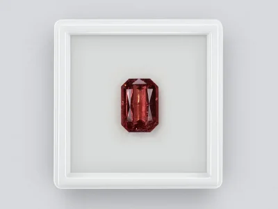 Tourmaline rouge taille octogonale 4,77 carats photo