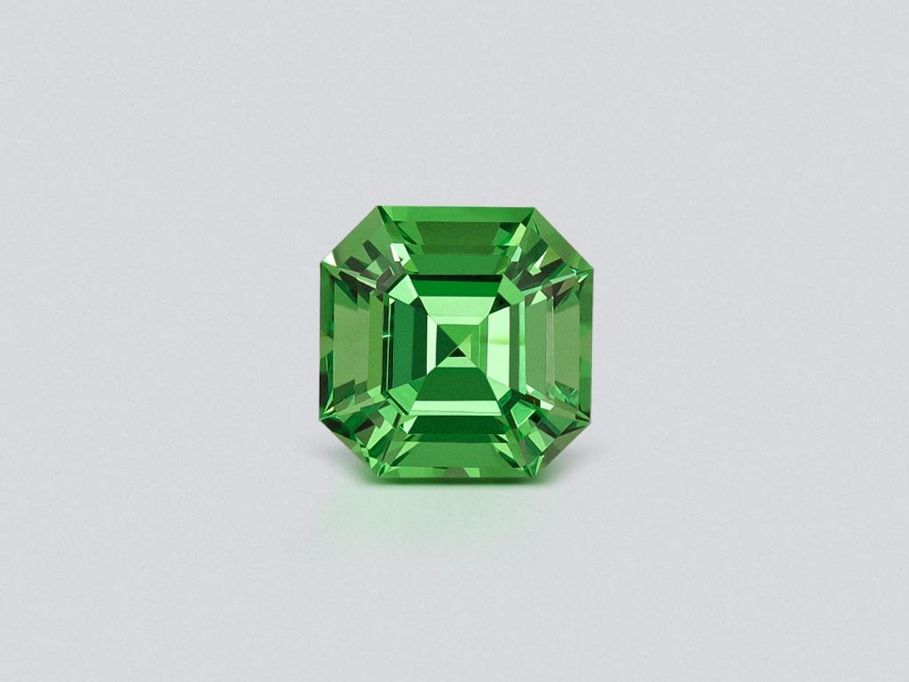 Neon Green tsavorite garnet in asscher cut 1.34 carats, Tanzania  Image №1