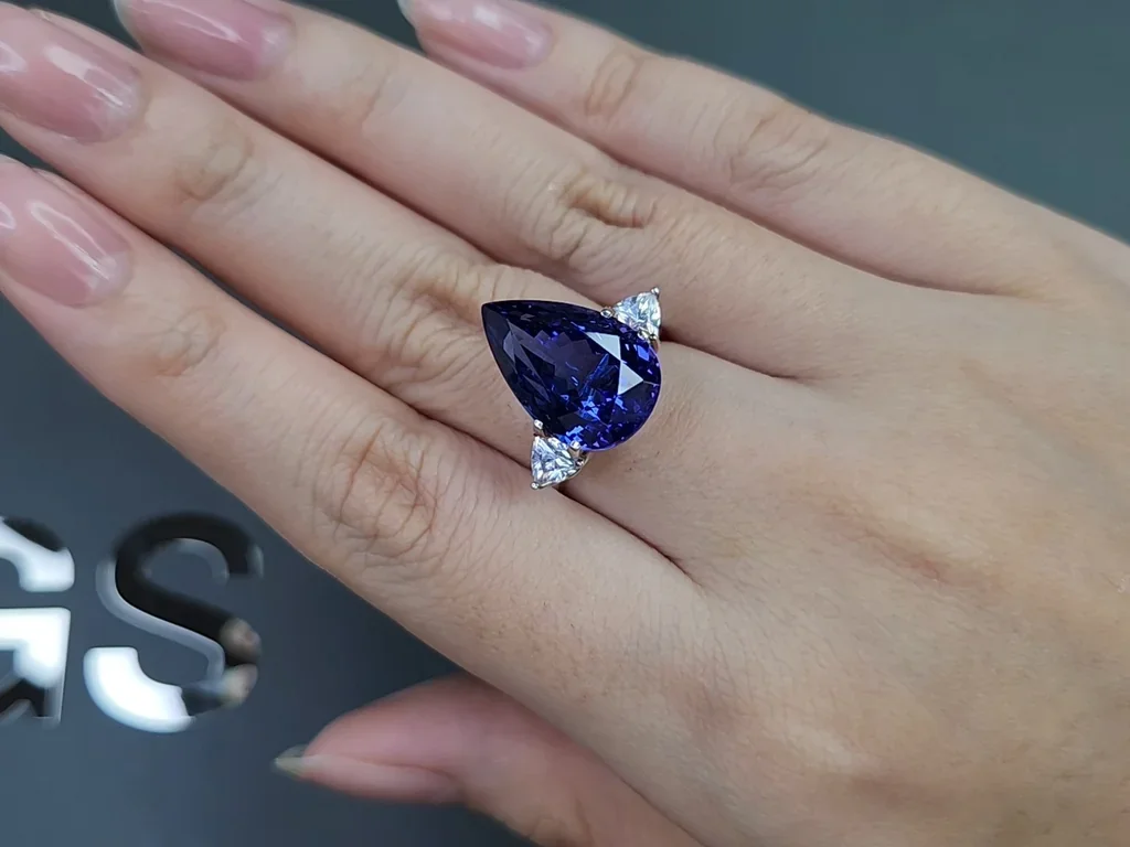 Tanzanite in pear cut 10.32 carats, Tanzania Image №5