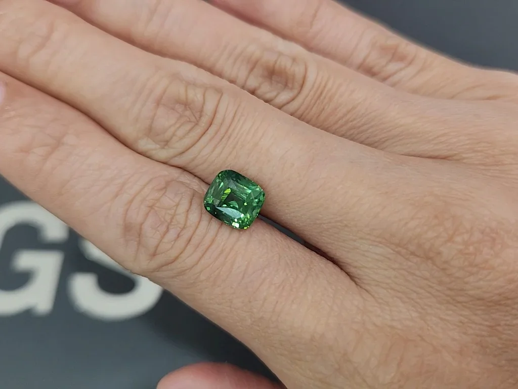 Green zircon cushion cut 3.28 carats, Tanzania  Image №2