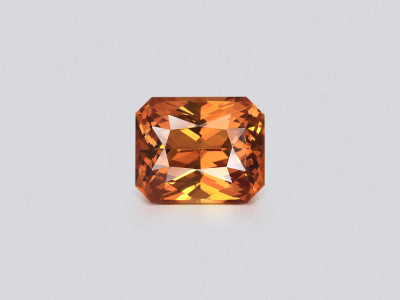 Grenat spessartine orange vif, taille radiant 2,20 carats, Madagascar photo