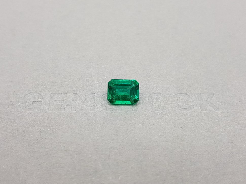Intense Colombian "Muzo Green" Emerald octagon cut 1.41 ct Image №1