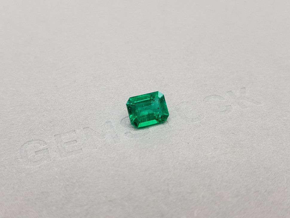 Intense Colombian "Muzo Green" Emerald octagon cut 1.41 ct Image №2