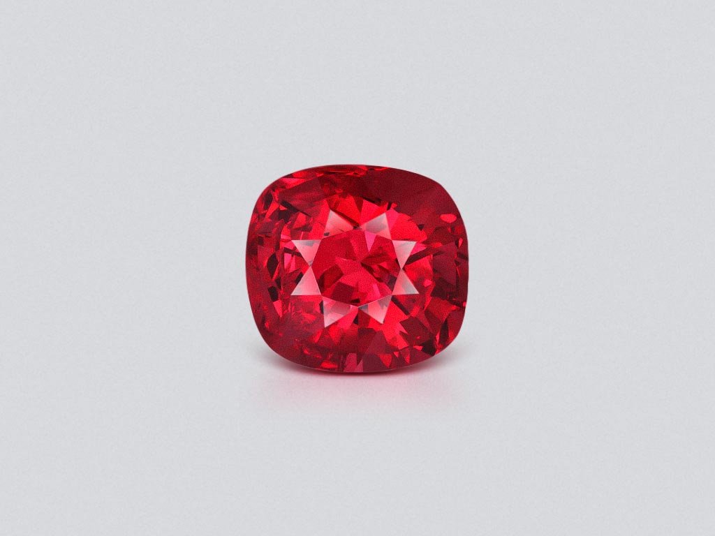 Spinelle rouge vif unique taille coussin rouge vif 5,33 carats, Vietnam  Image №1