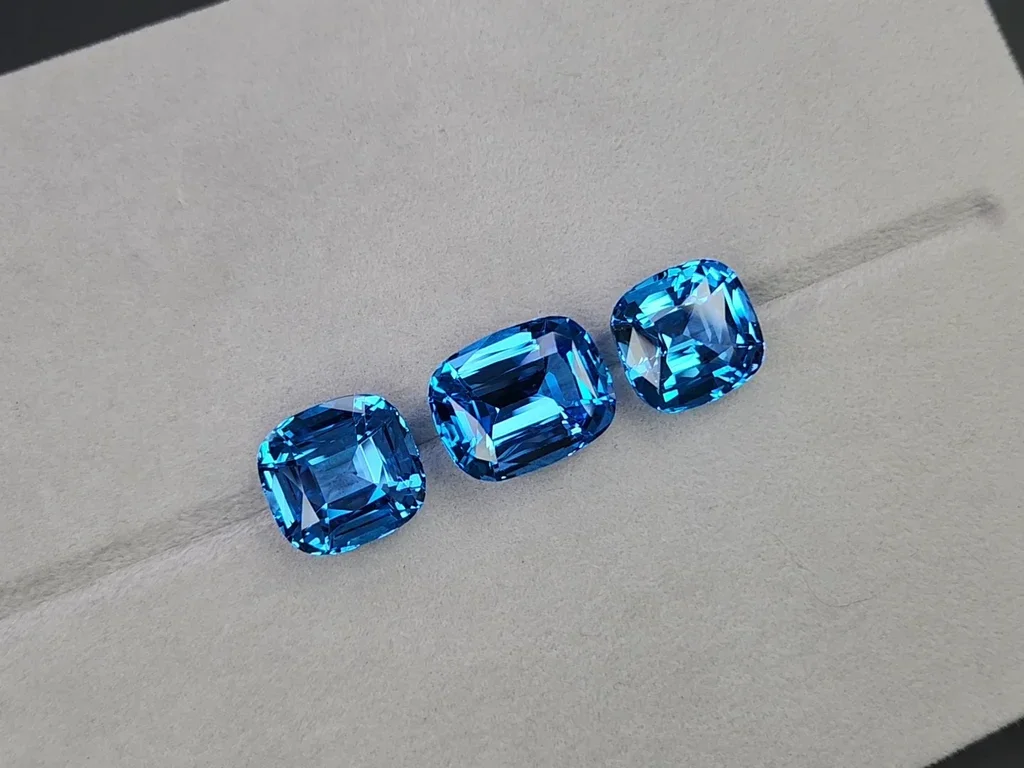 Conjunto de topacio azul brillante (azul suizo) talla cojín 66,96 quilates, Brasil  Image №5