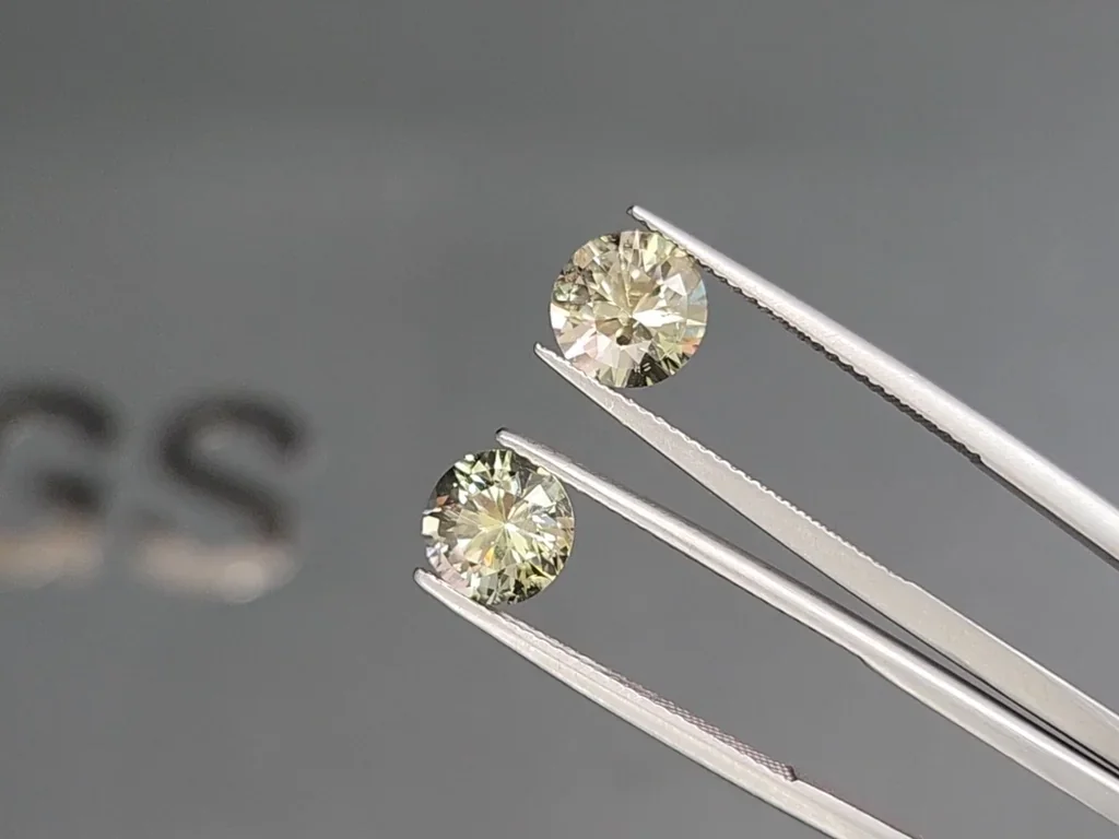 Par de berilos amarillos de talla redonda de 3,45 ct, Nigeria Image №3