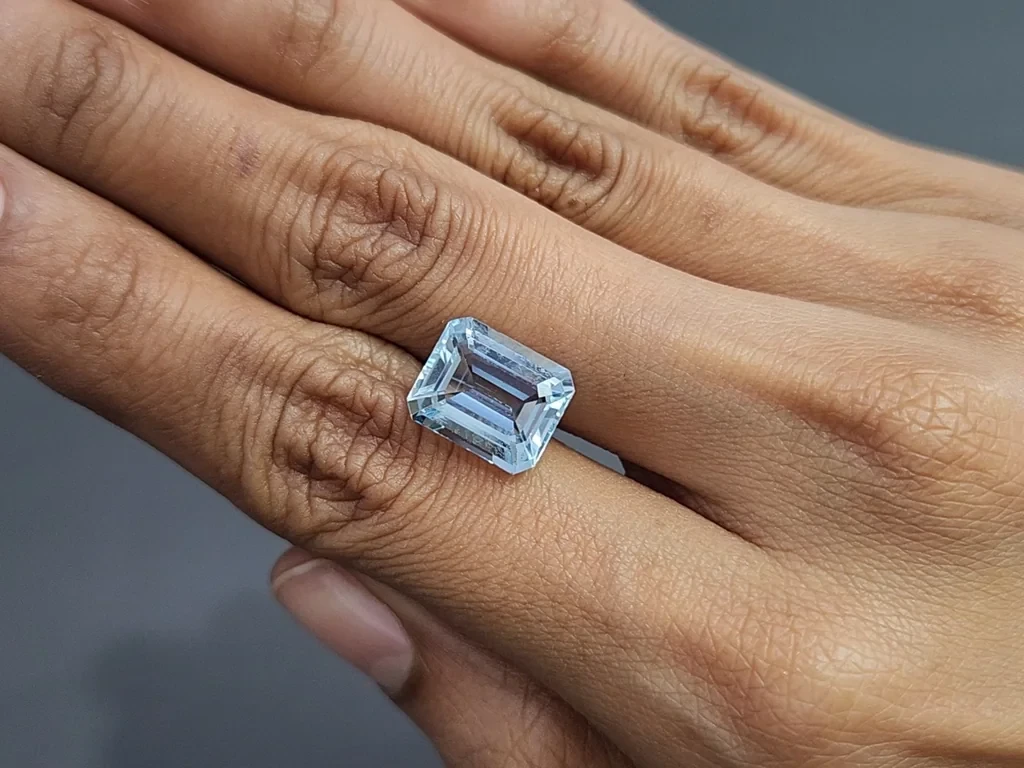 Aquamarine octagon cut 5.47 carats, Madagascar Image №2