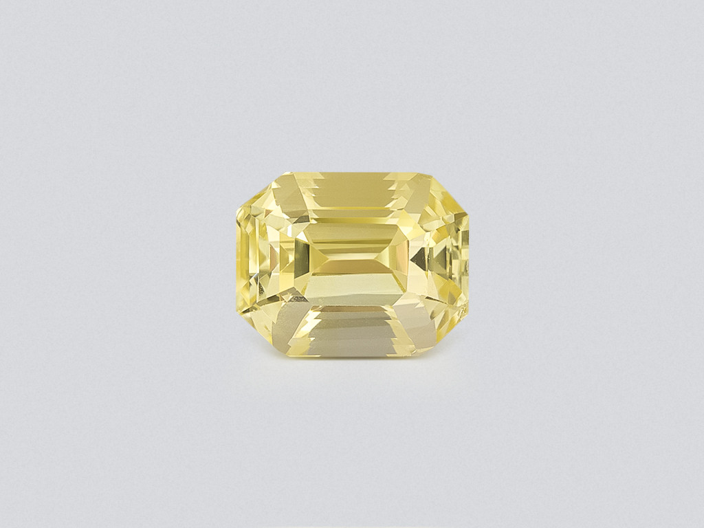 Unheated yellow sapphire in octagon cut 3.04 carats, Sri Lanka Image №1